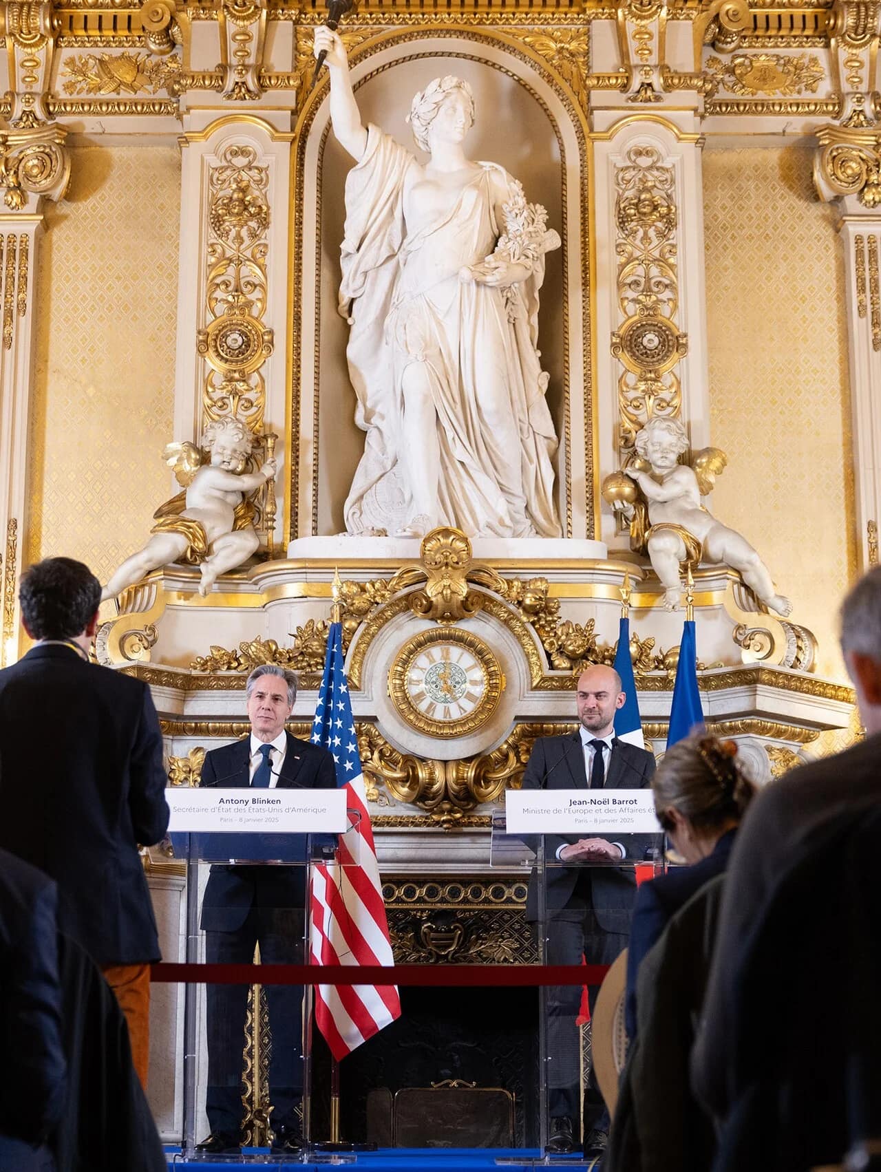 Barrot réplique à l'ambassadeur israélien concernant l'intervention française aux négociations