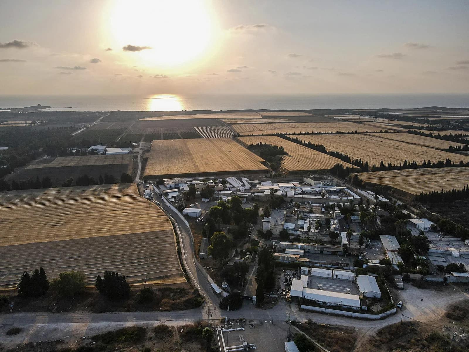 Des manifestants ont forcé l'entrée de la base de Beit Lid le 8 juillet