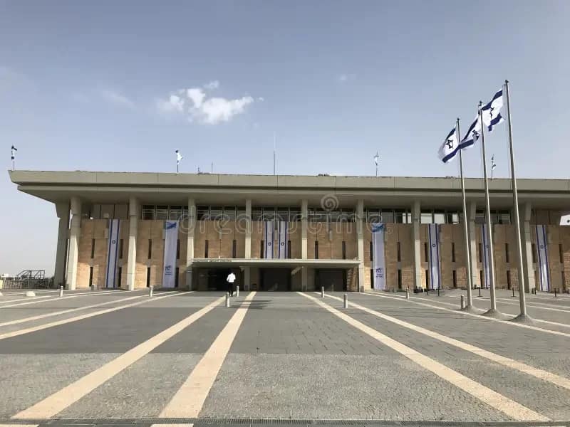 La Cour suprême israélienne ordonne à la police d'appliquer la conscription chez les Haredim