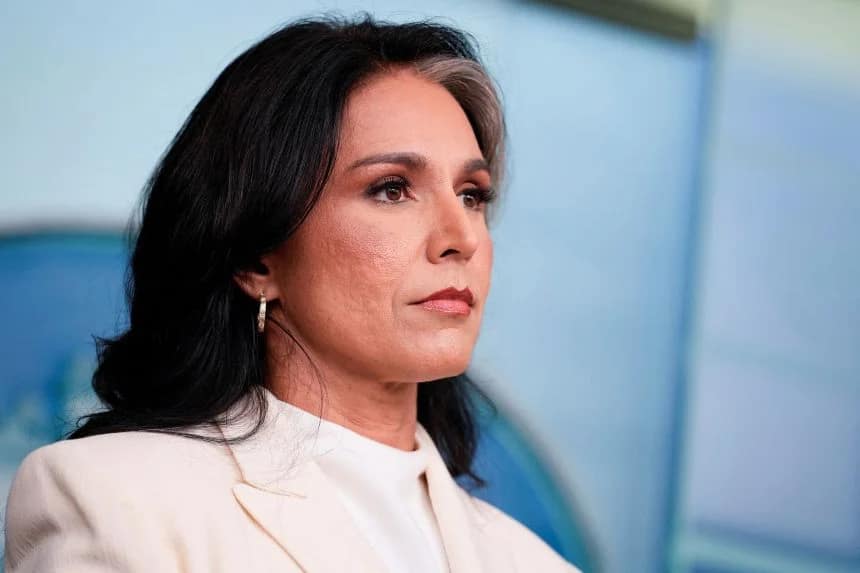 La directrice du renseignement national Tulsi Gabbard démissionne de l'administration américaine