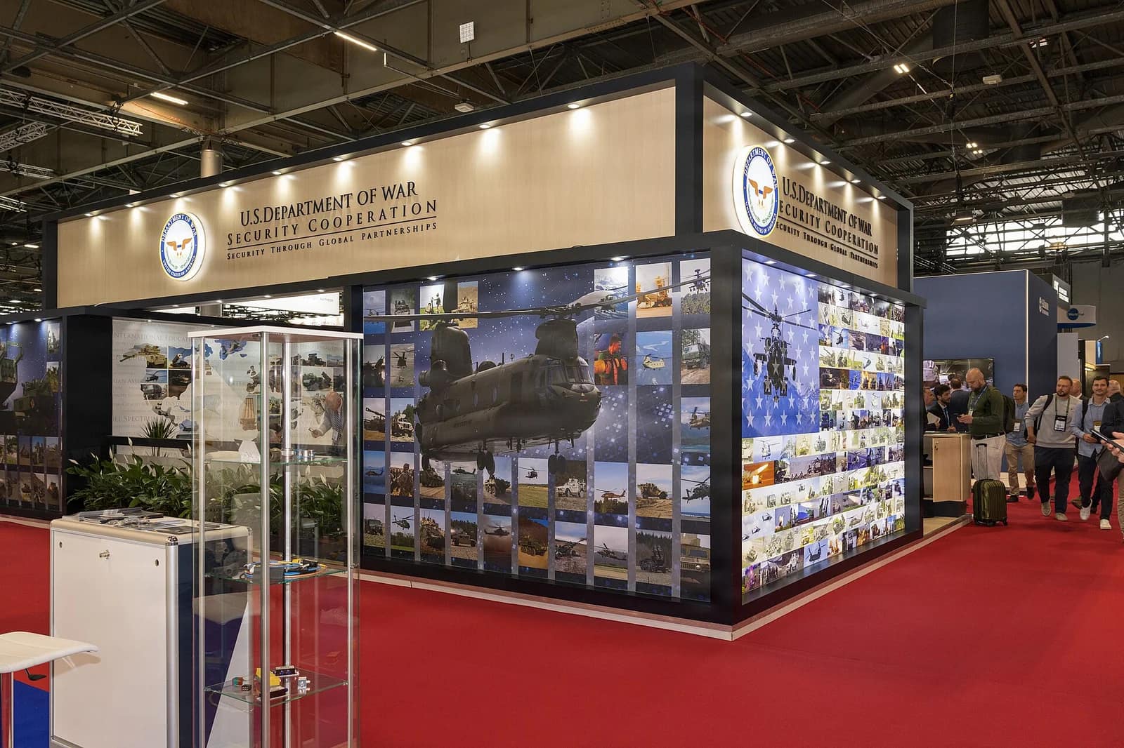 La France interdit la participation d'Israël au salon de l'armement Eurosatory à Paris