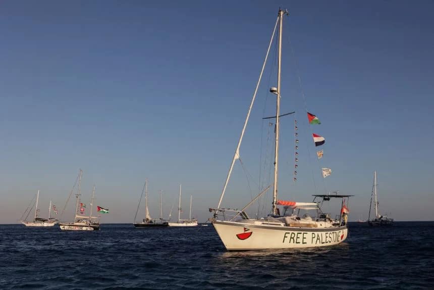 La marine israélienne intercepte une flottille de 50 navires vers Gaza
