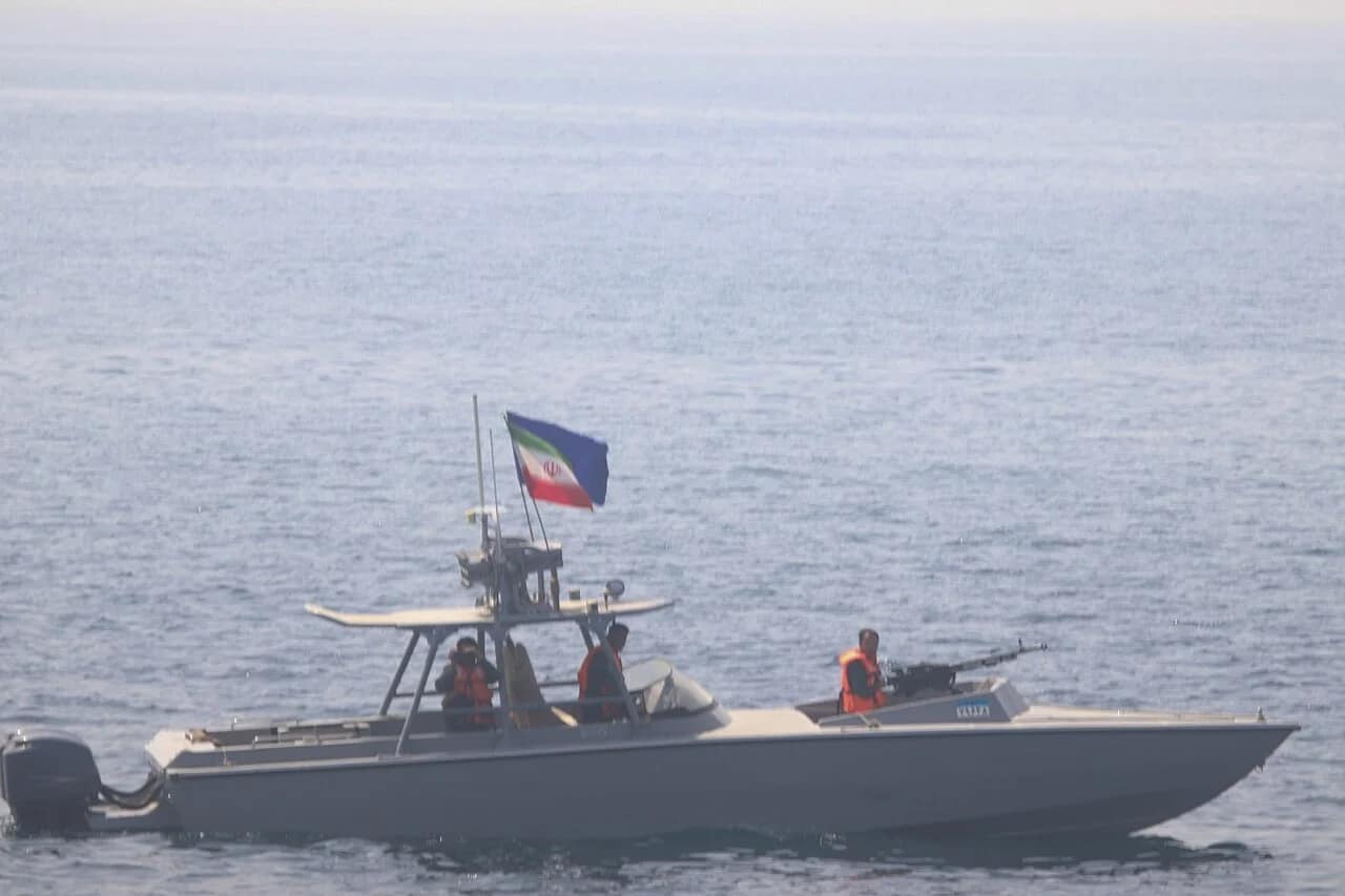 L'armée américaine a détruit deux vedettes iraniennes dans le détroit d'Ormuz