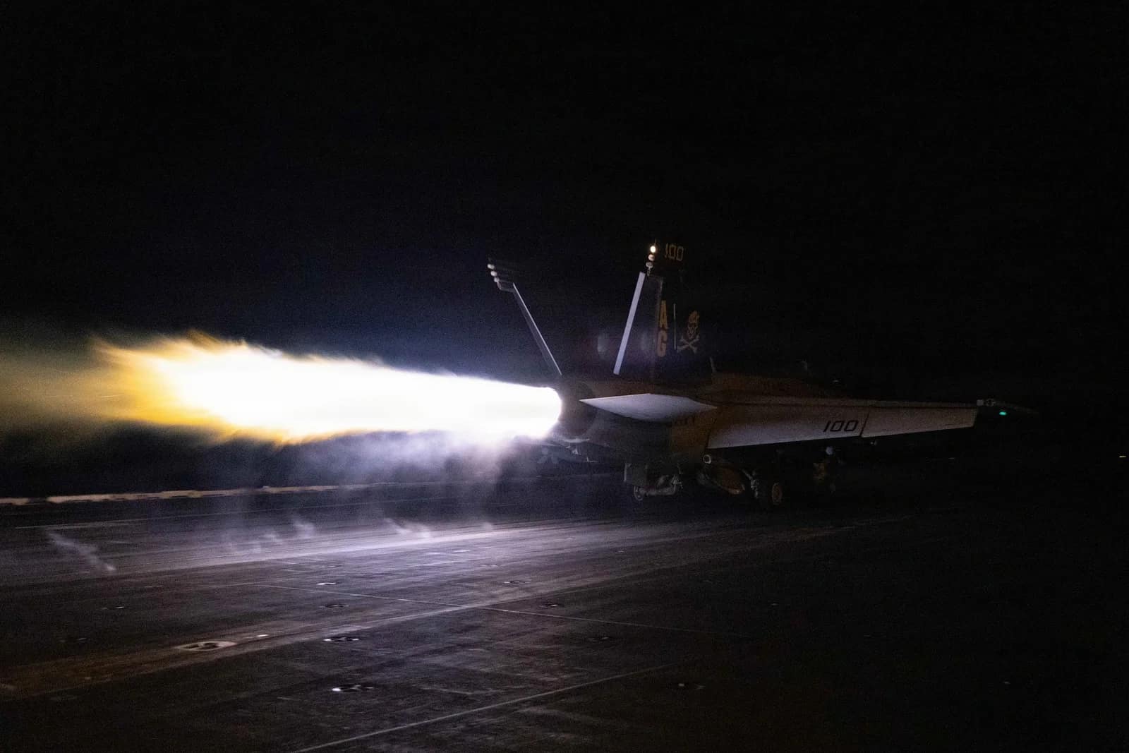 Le CENTCOM confirme avoir frappé des dizaines de cibles militaires en Iran cette nuit