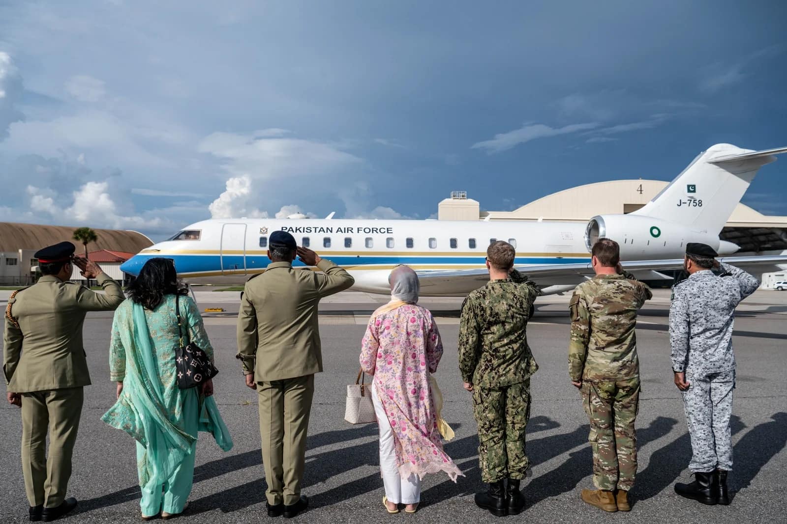 Le chef d'état-major pakistanais arrive à Téhéran pour les négociations USA-Iran