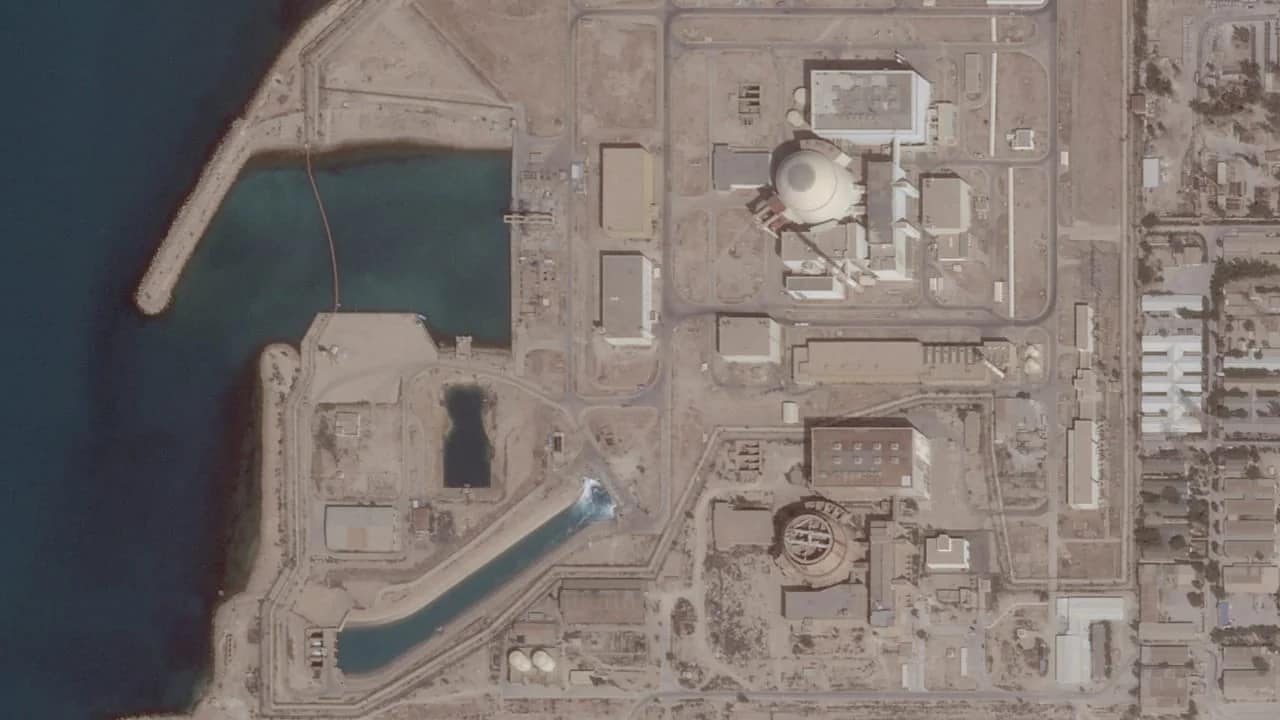 Les États-Unis frappent actuellement les environs de la centrale nucléaire de Bushehr en Iran