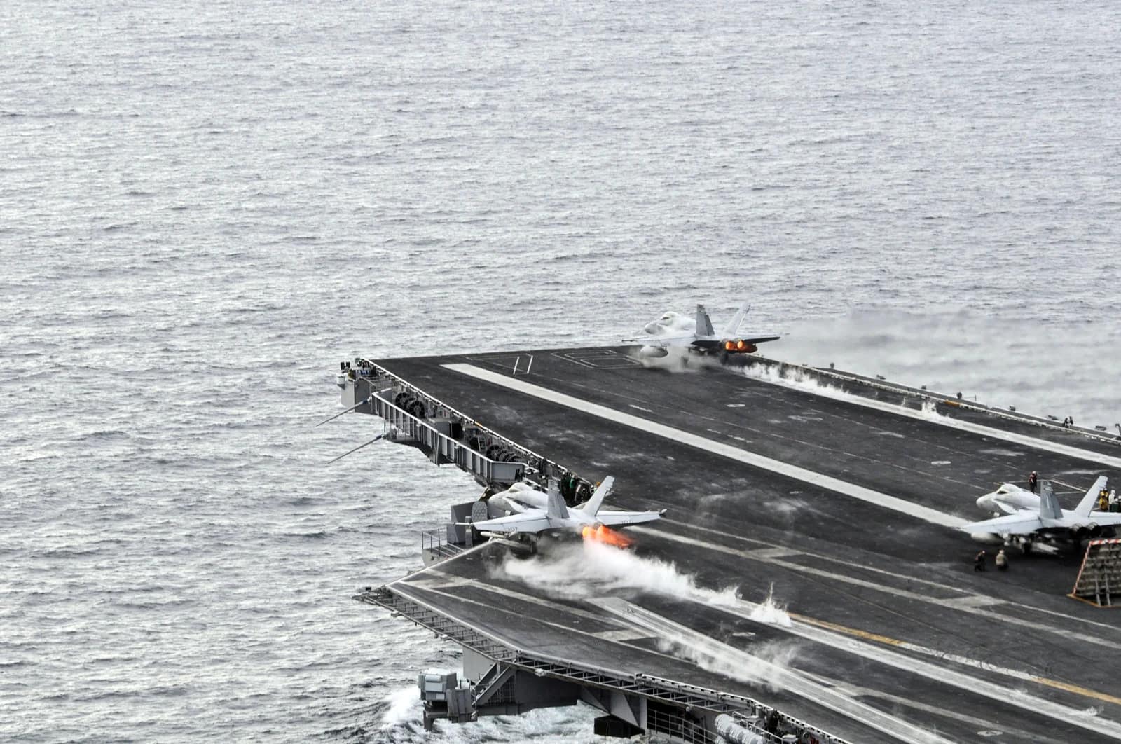 Donald Trump menacerait d'ordonner des frappes militaires massives contre l'Iran