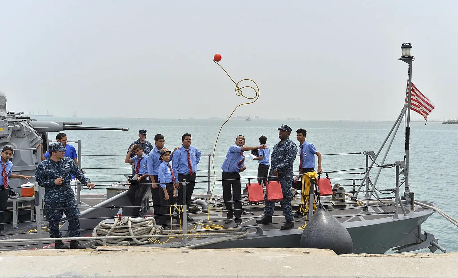 L'Iran affirme avoir frappé la base de la 5e flotte américaine à Bahreïn