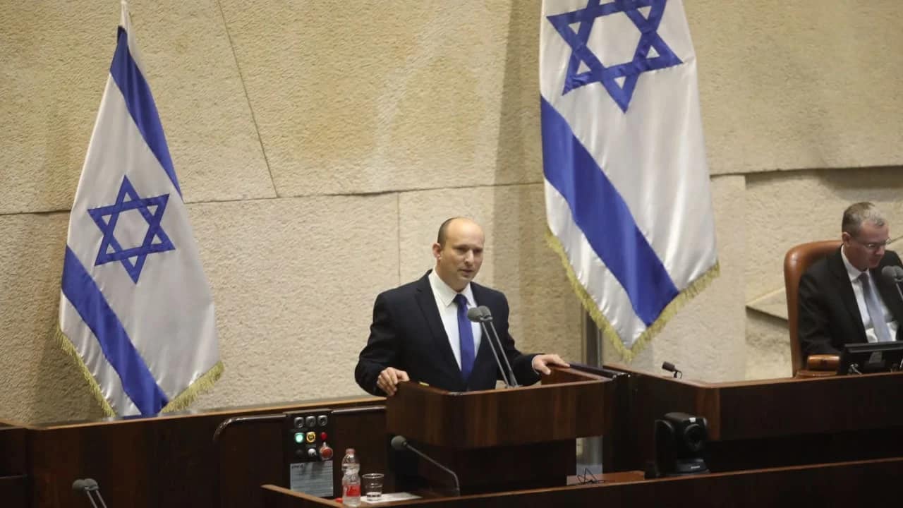 Naftali Bennett et Gadi Eisenkot déposeront des listes séparées pour les prochaines législatives