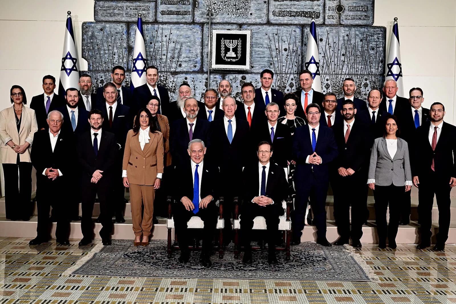 Netanyahou ordonne un plan d'accueil massif des Juifs de France face aux émeutes