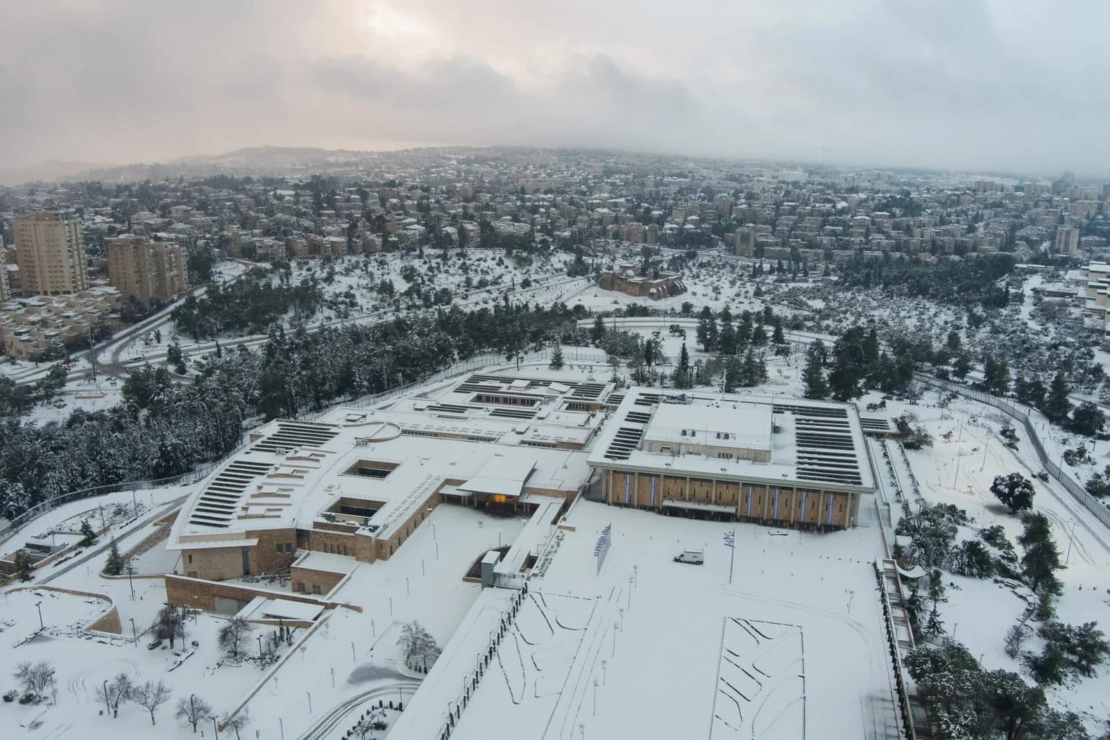 Netanyahou sonde les partis ultra-orthodoxes sur une possible dissolution de la Knesset