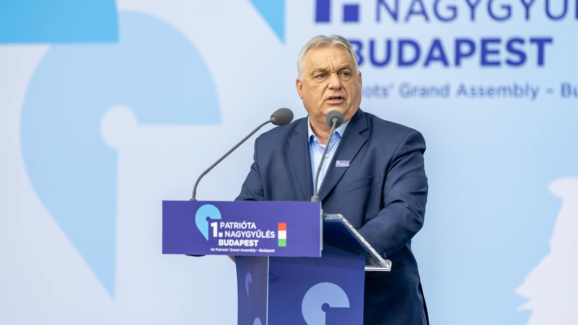 Péter Magyar remporte l'élection en Hongrie face à Viktor Orbán