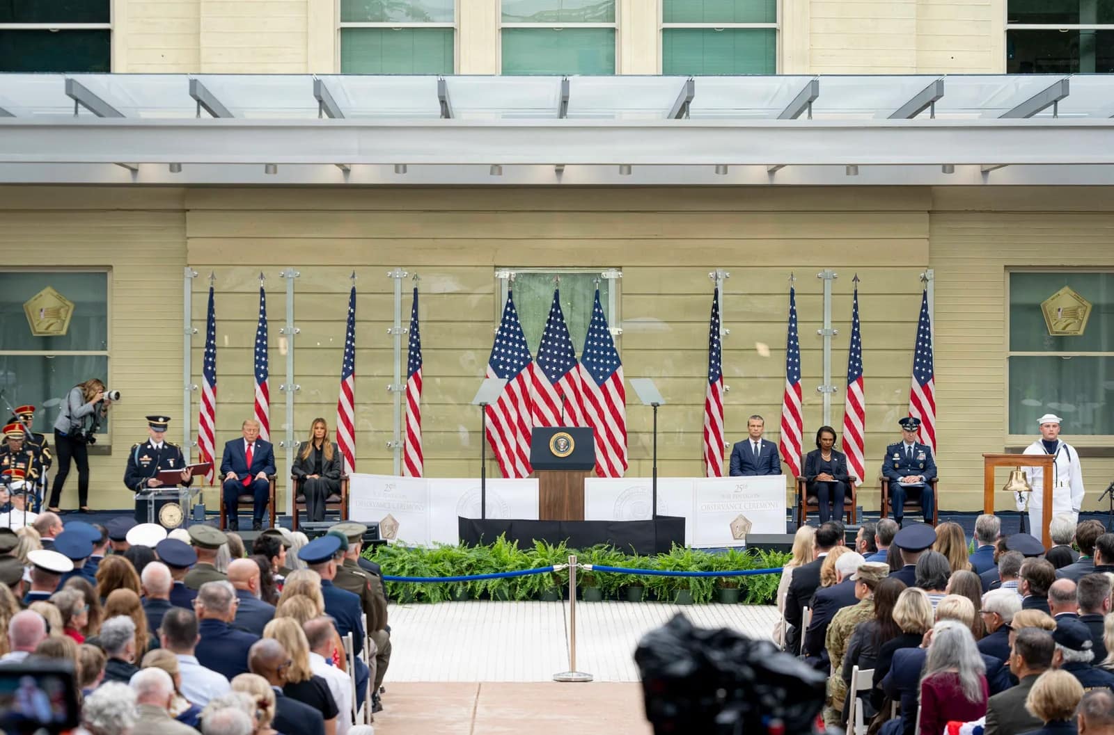 Trump annonce la fin de la guerre avec l'Iran et un accord nucléaire