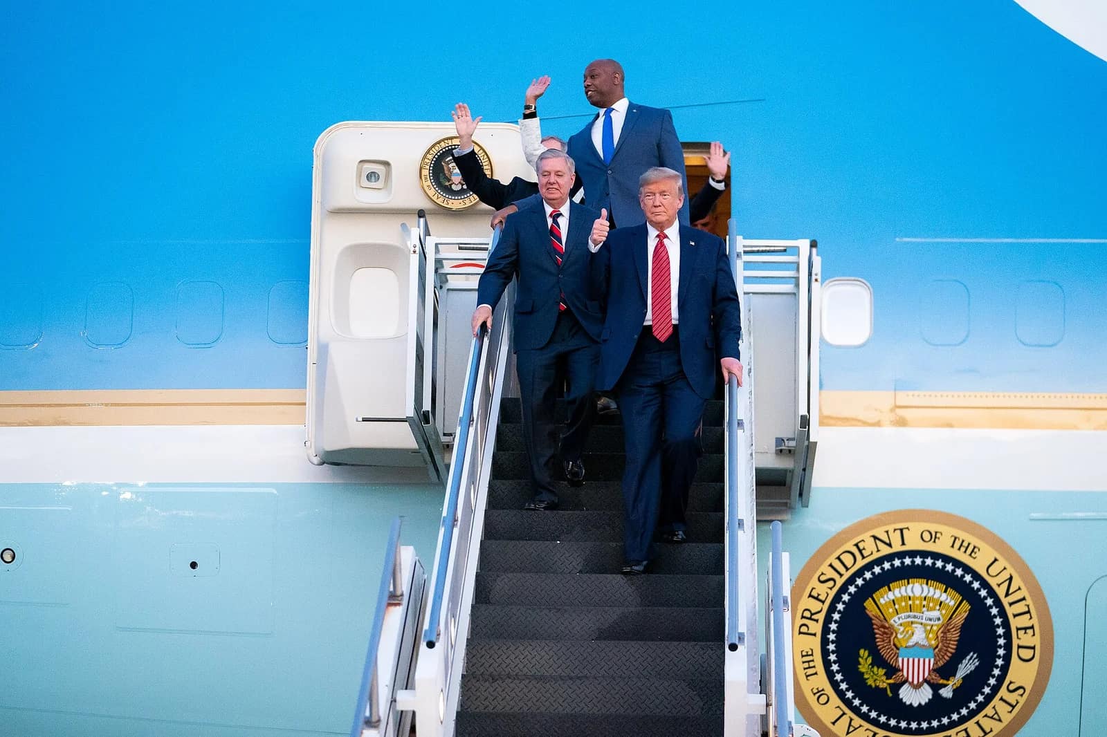 Trump : « Israël ne retournera pas en guerre contre l'Iran car les négociations progressent »