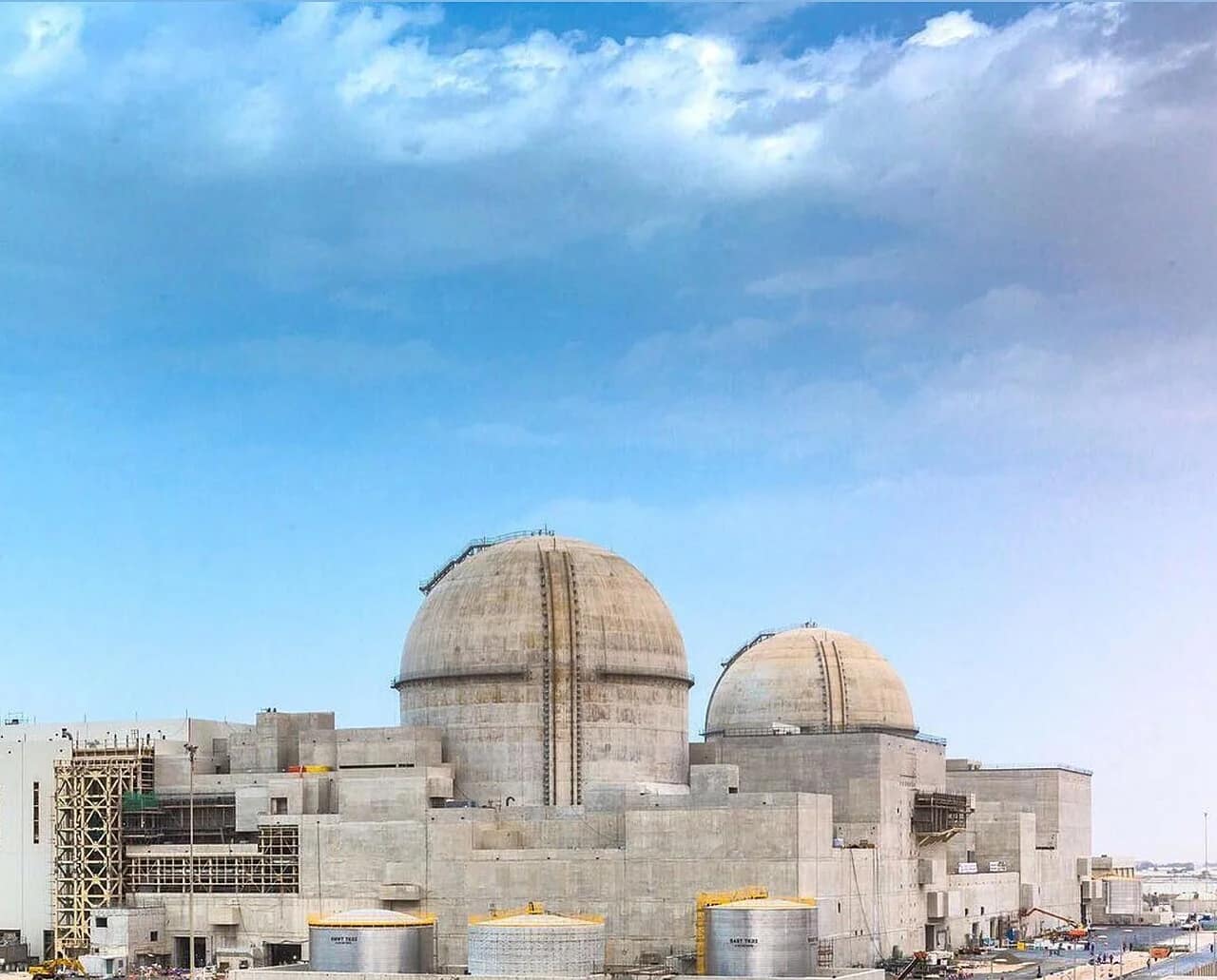 Un drone iranien frappe une centrale nucléaire de Barakah aux Émirats arabes unis