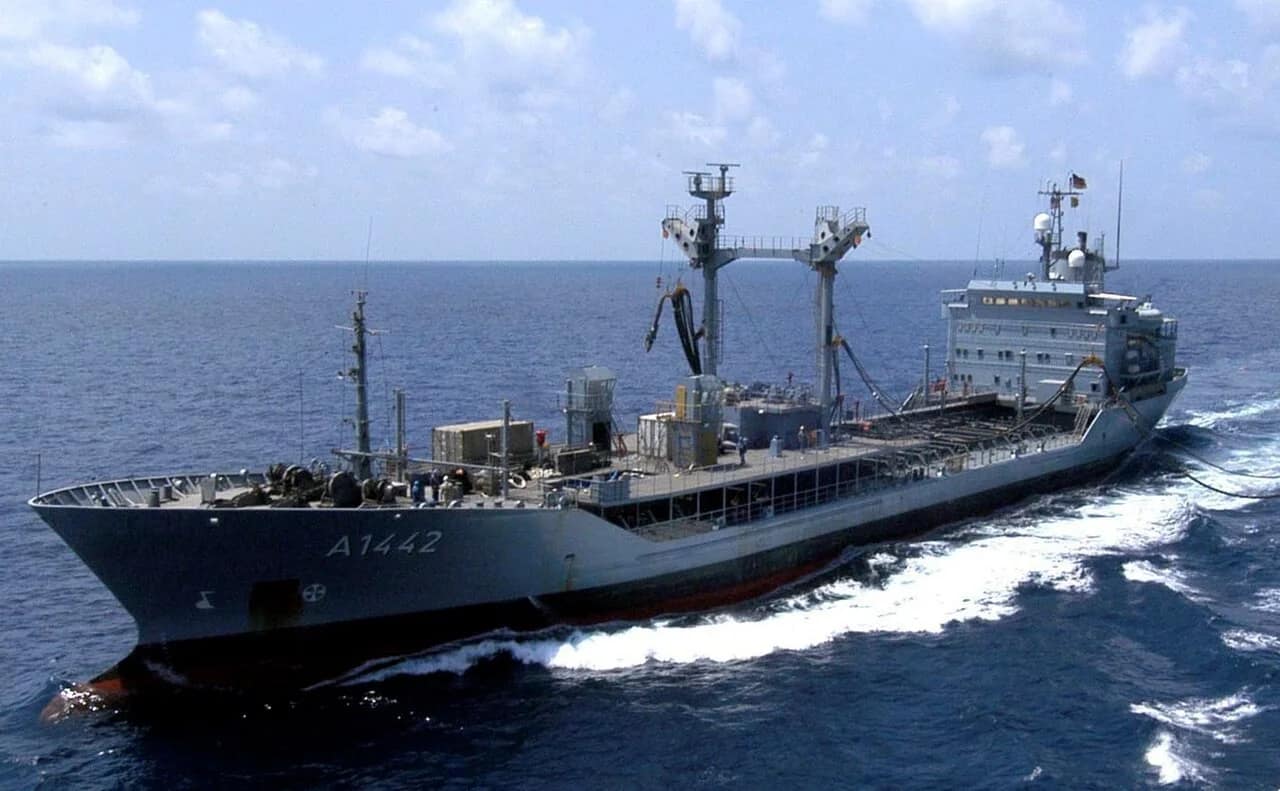 Un missile iranien a frappé samedi un pétrolier émirati dans le détroit d'Ormuz