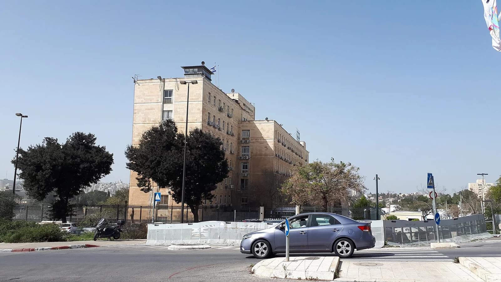 Yonatan Urich (conseiller de Netanyahou) inculpé pour atteinte à la sécurité de l'État